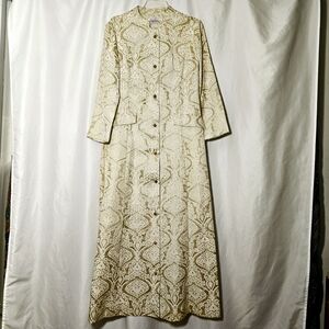 🛑 Vintage MCM Evelyn Pearson Lounging Robe Cover-up Cream w/Gold Metallic